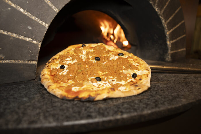 Pizza Bolognaise
